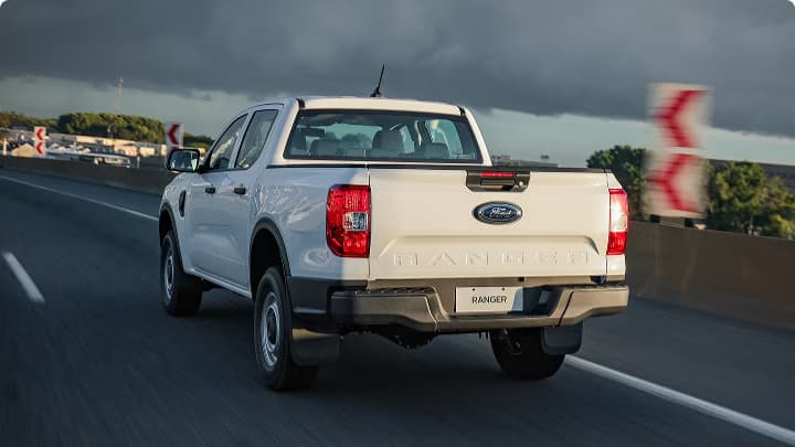 Ford Ranger XL Cabina Doble MT 4x2 - foto 4