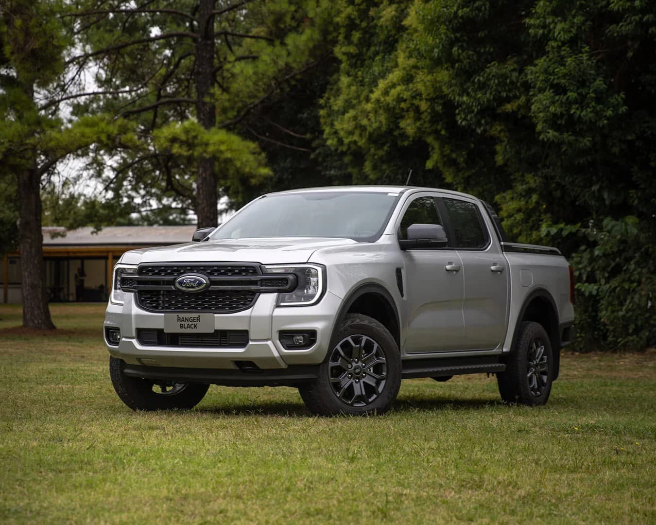 Ford Ranger Black 4x4 - foto 1