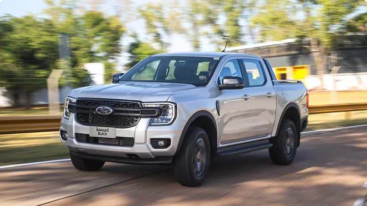 Ford Ranger Black 4x4 - foto 2