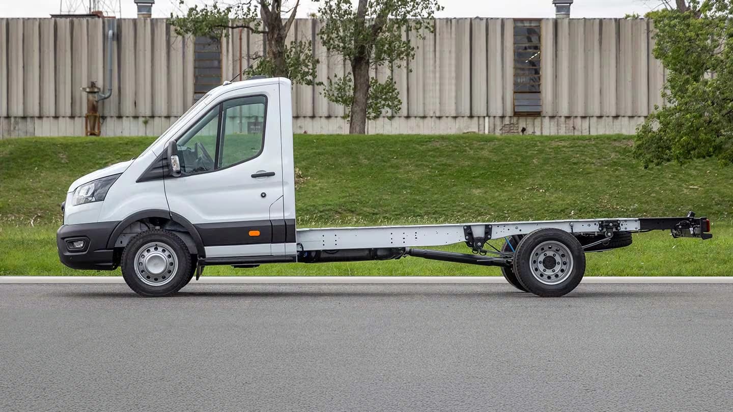 Ford Transit Chasis Chasis 470E - foto 4