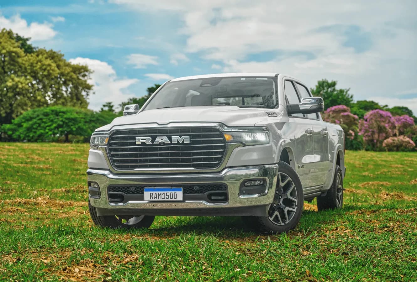 RAM 1500 Laramie - foto 1