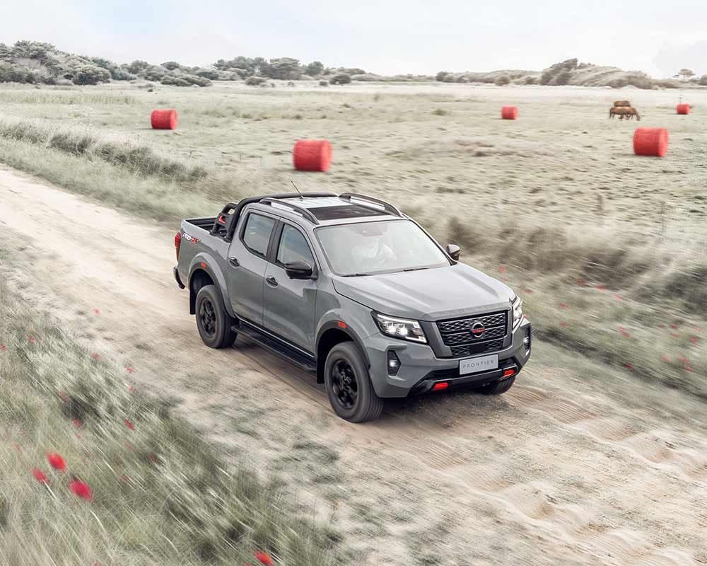 Nissan Frontier XE 4x2 MT - foto 1