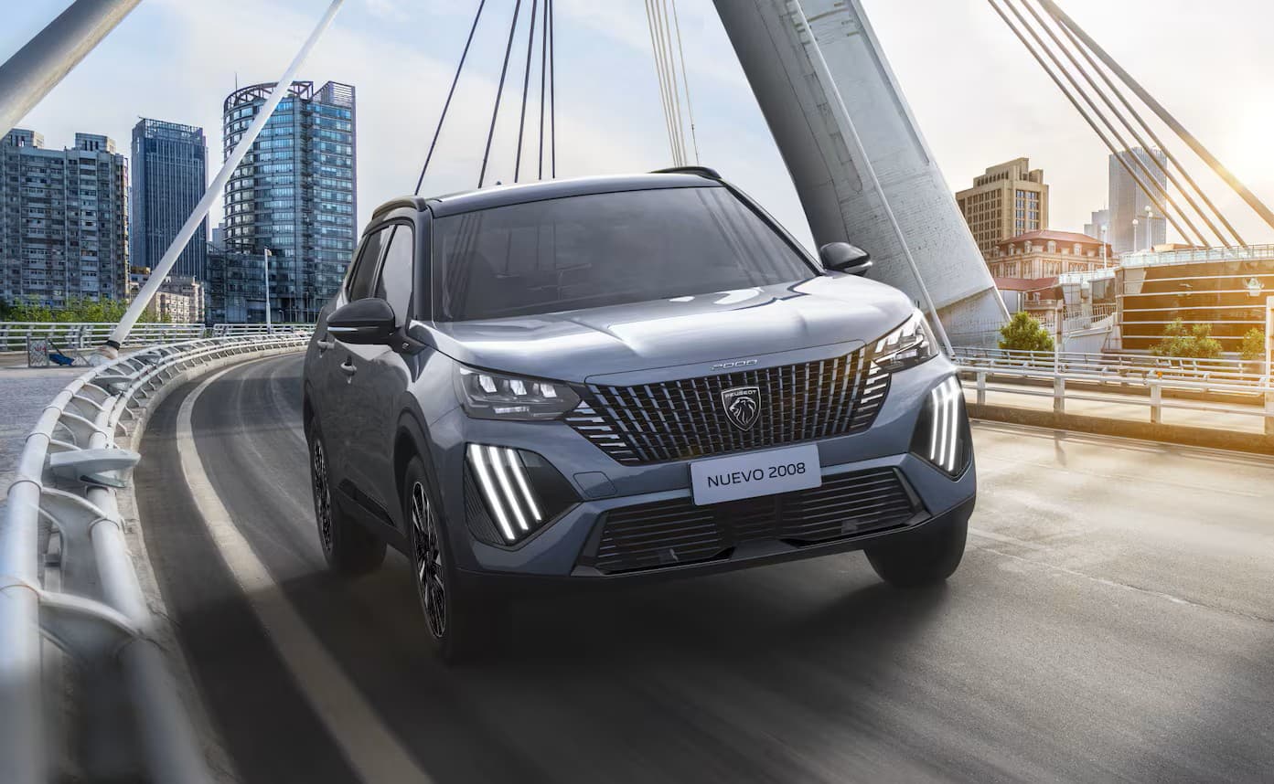 Peugeot 2008 GT T200 AM27 - foto 1