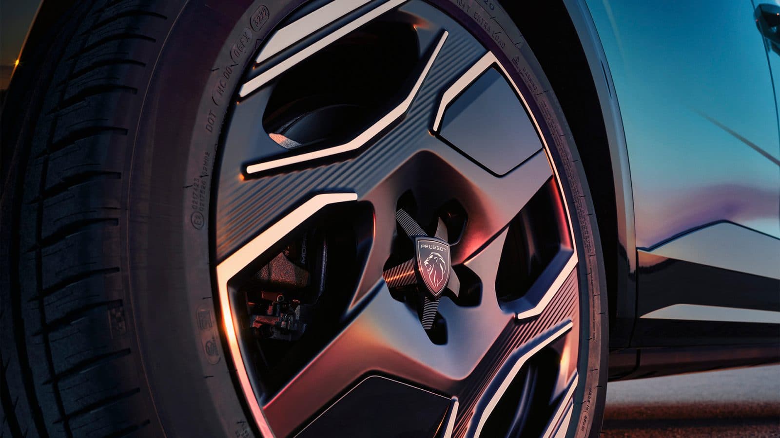 Peugeot 3008 GT AM25 - foto 3