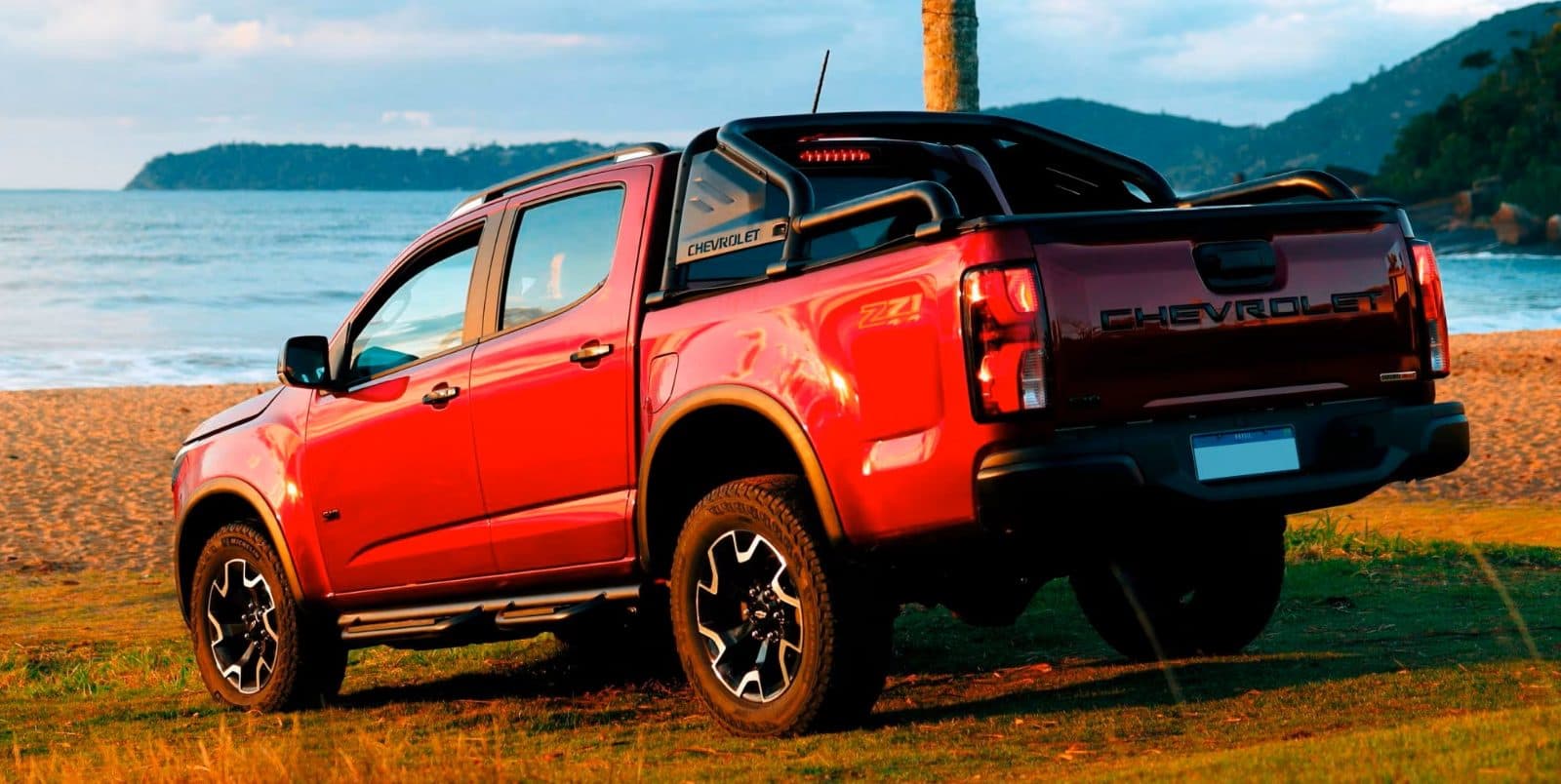 Chevrolet S10 LTZ 4x4 AT - foto 2