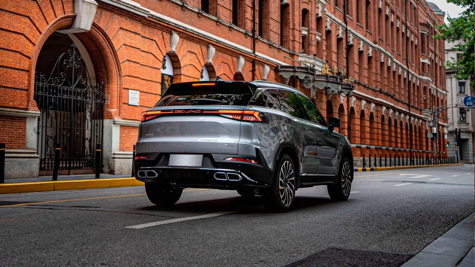 BAIC X55 Plus Plus 1.5T 7DCT - foto 3