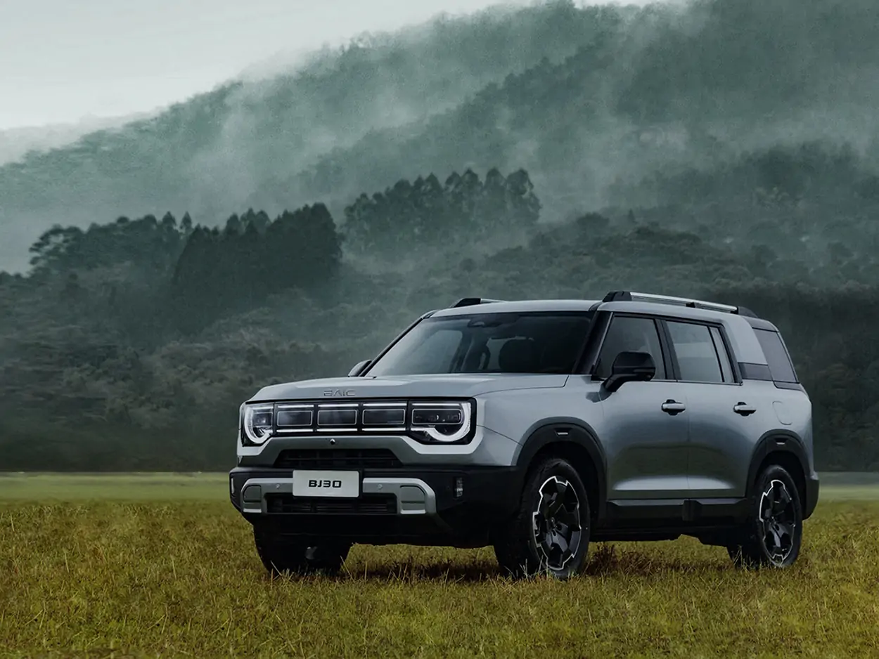 BAIC BJ30 Hybrid 1.5T 4WD - foto 1