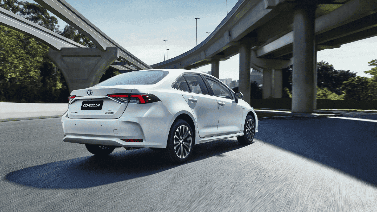 Toyota Corolla Hybrid 1.8 SEG eCVT - foto 4