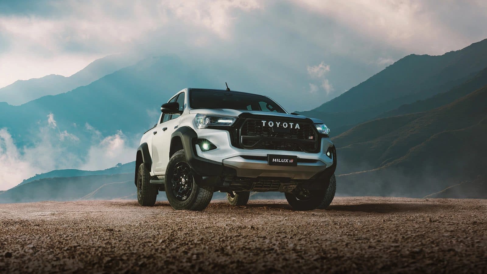 Toyota Hilux GR Sport GR-Sport IV - foto 1