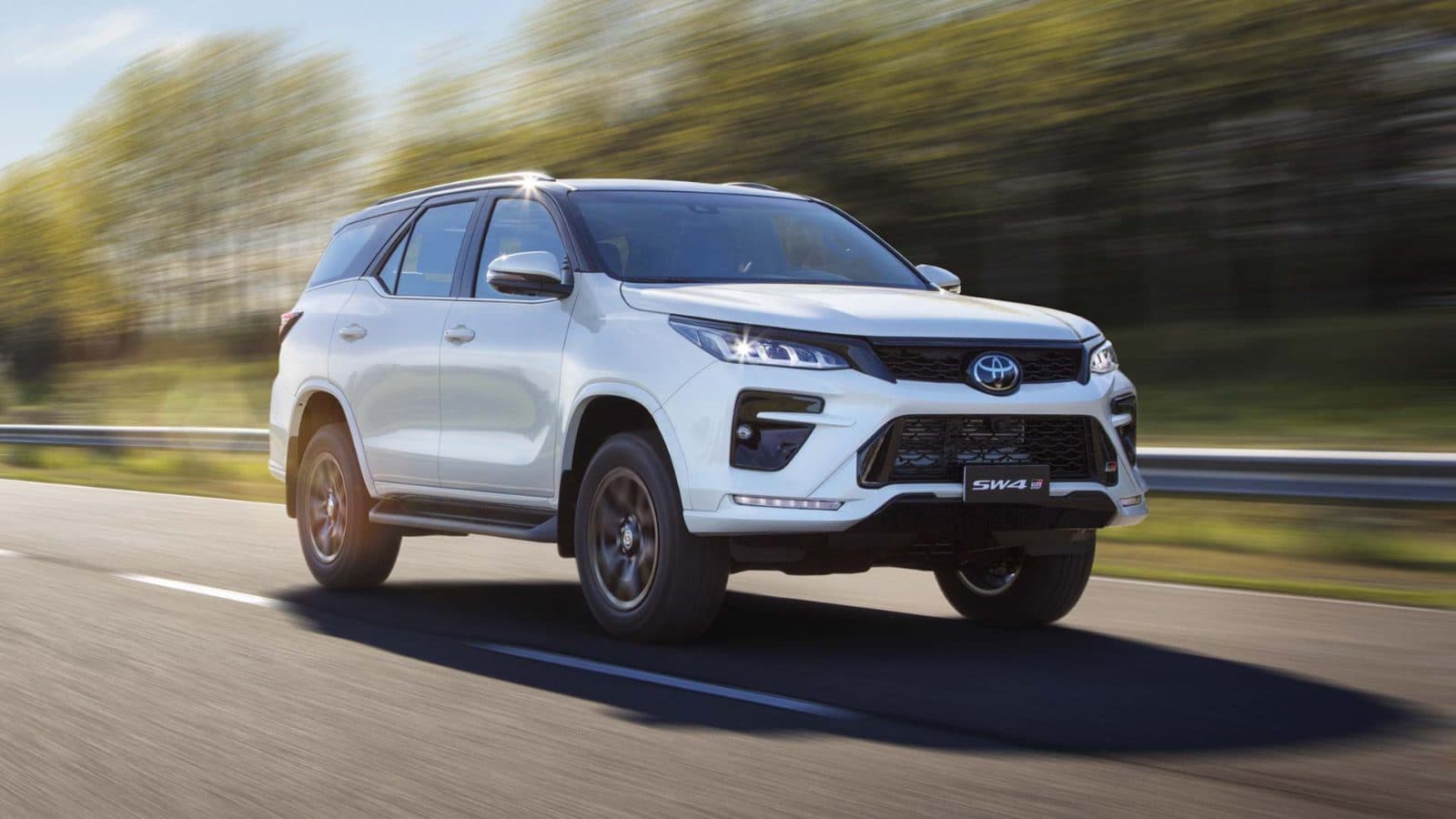 Toyota SW4 GR Sport SW4 GR-S - foto 1