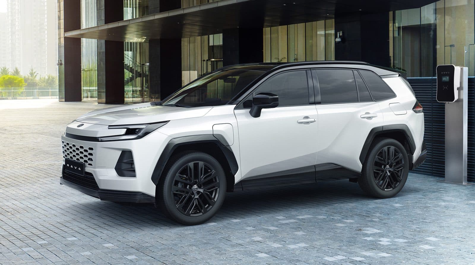 Toyota RAV4 PHEV XSE AWD - foto 2