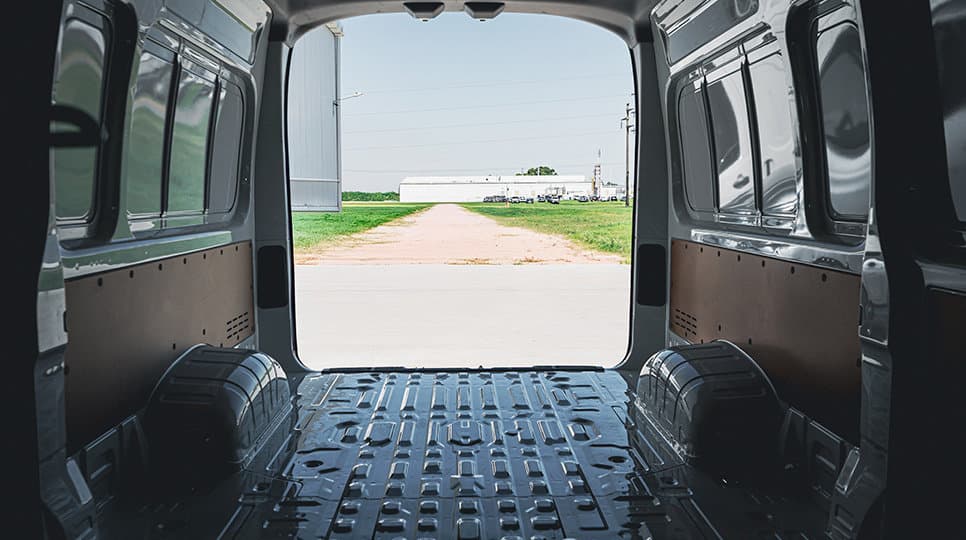 Toyota Hiace Furgón L1H1 2.8 TDI 6AT 3A 4P - foto 8
