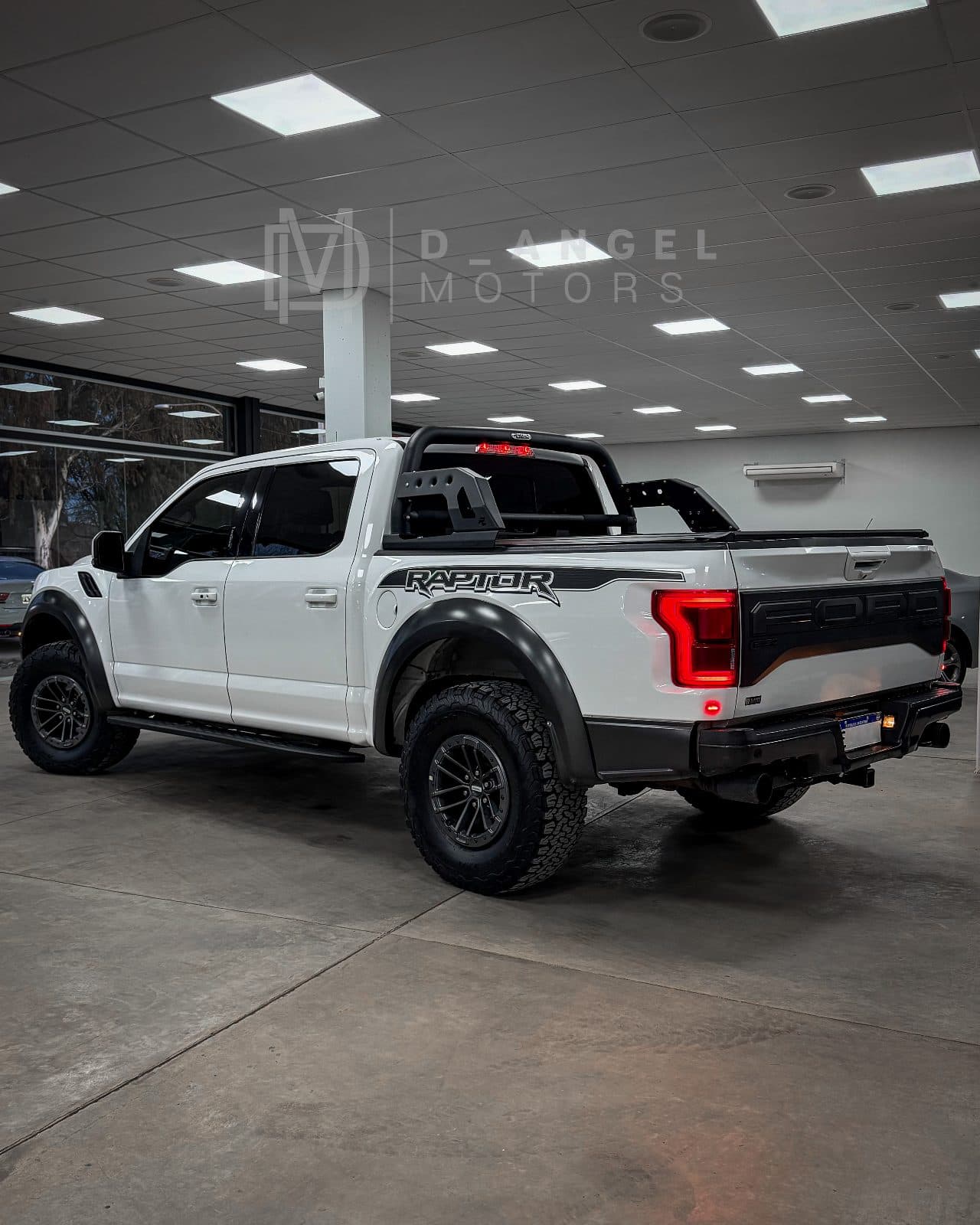 Ford F-150 - foto 4