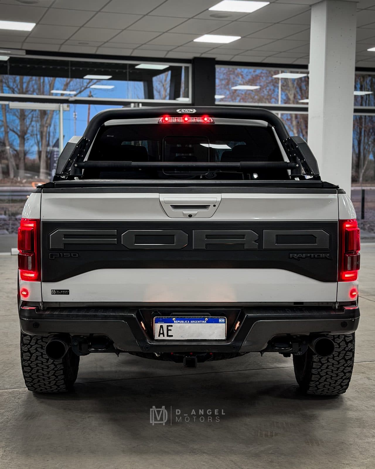 Ford F-150 - foto 5