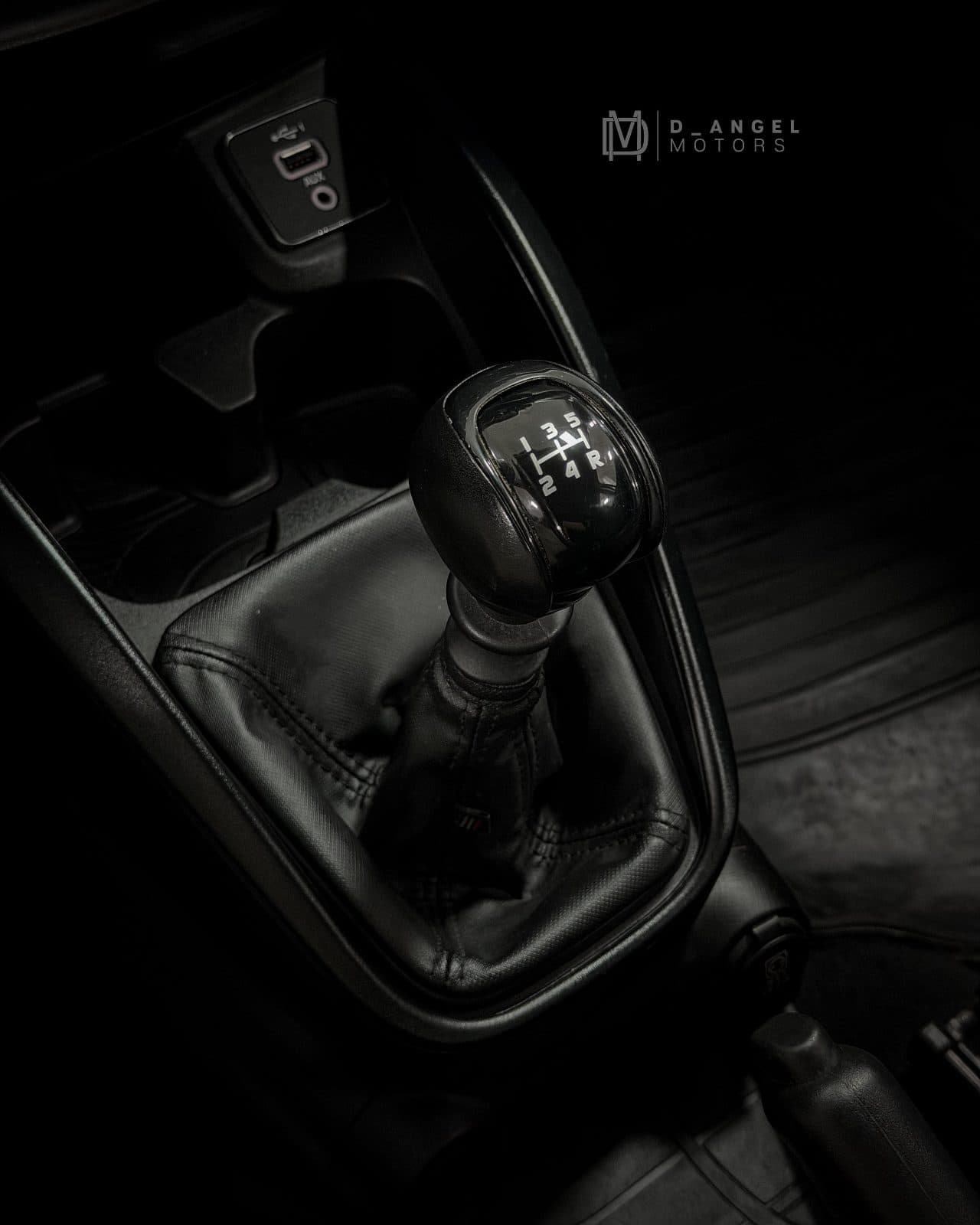 Fiat Cronos - foto 24