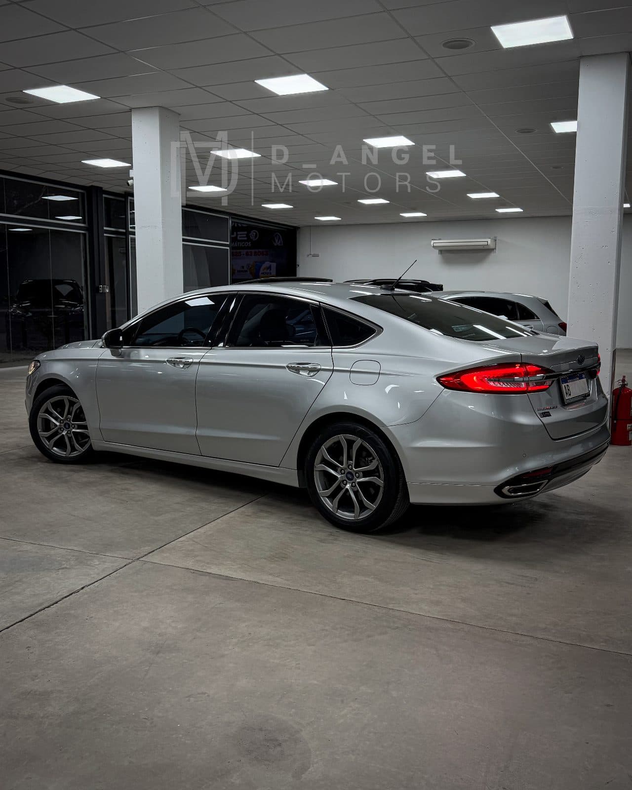 Ford Mondeo - foto 7