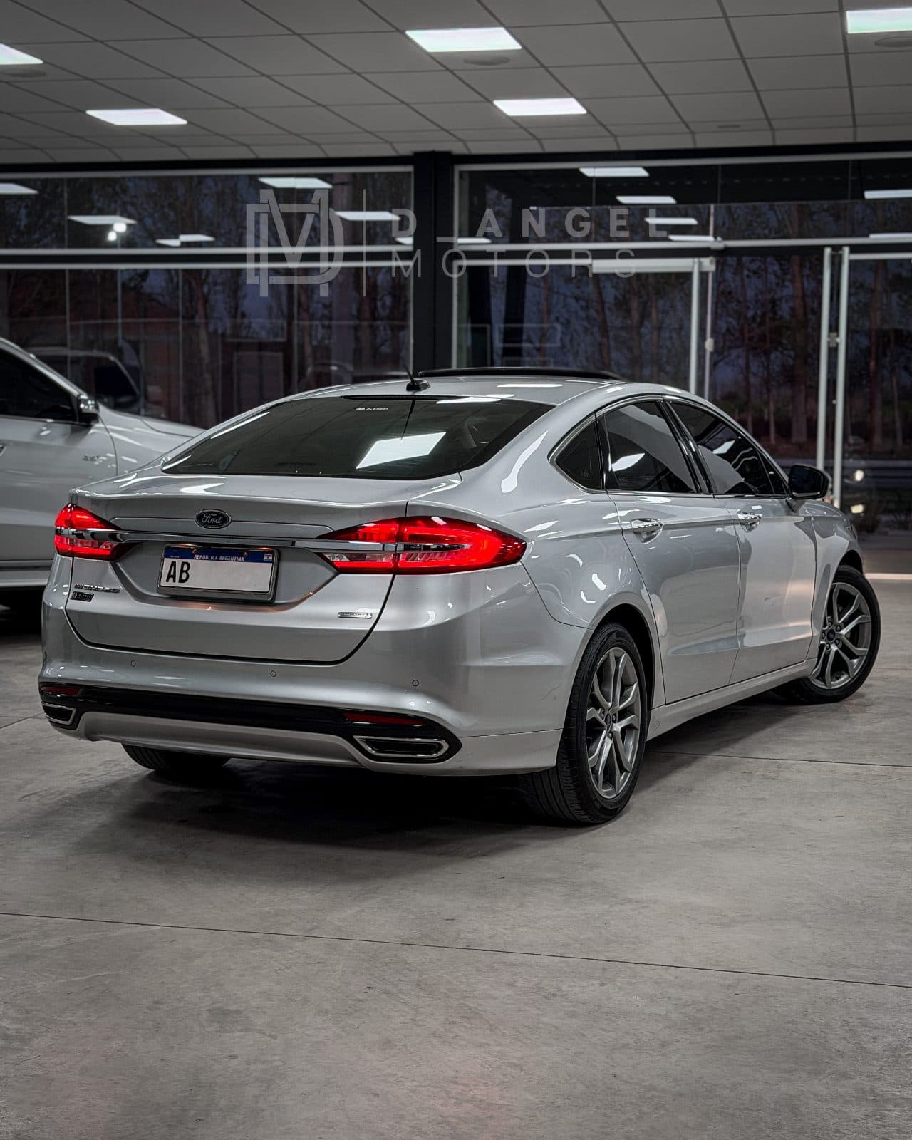 Ford Mondeo - foto 10