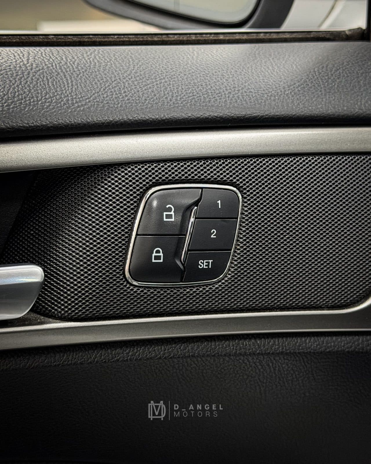 Ford Mondeo - foto 17