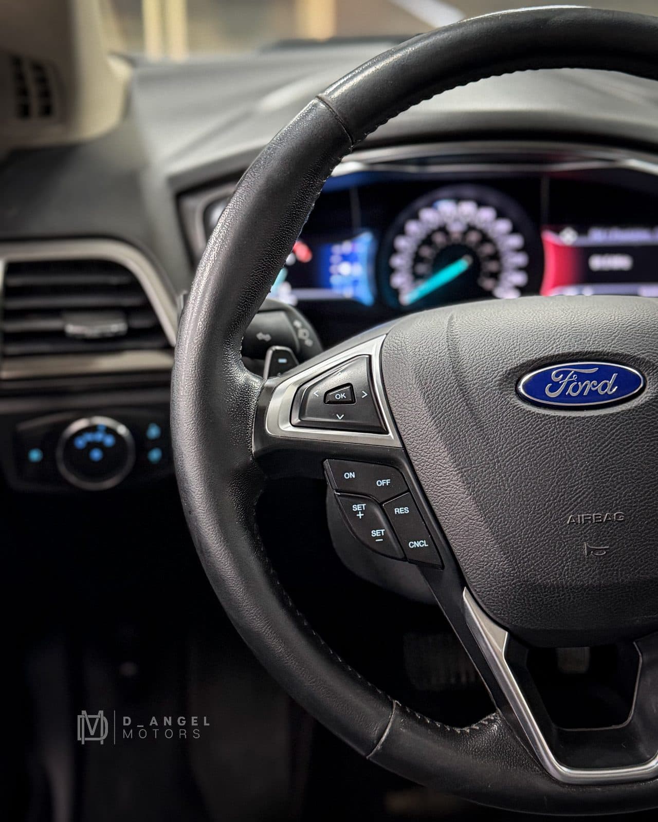 Ford Mondeo - foto 20
