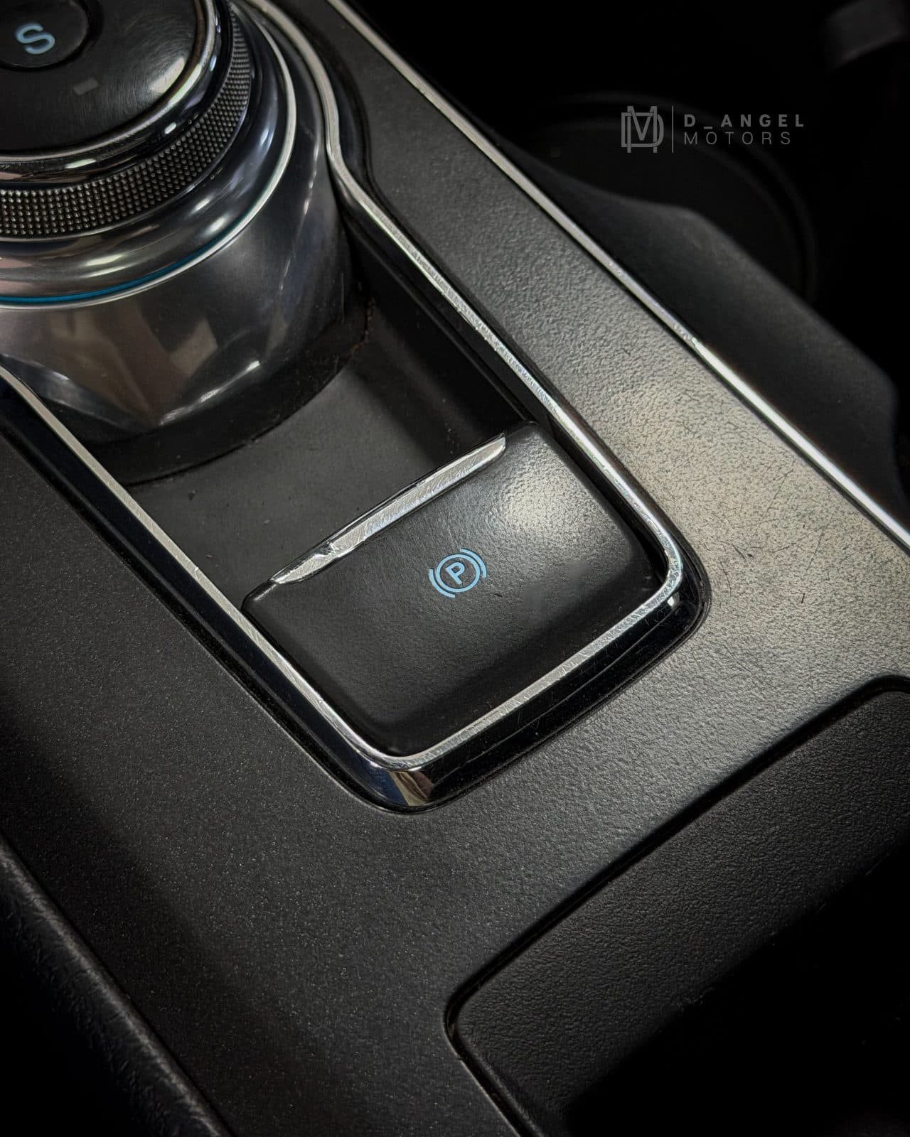 Ford Mondeo - foto 30